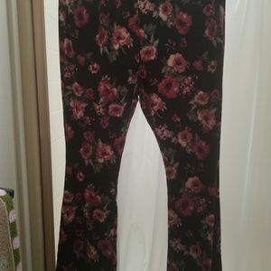 Stretchy floral pants